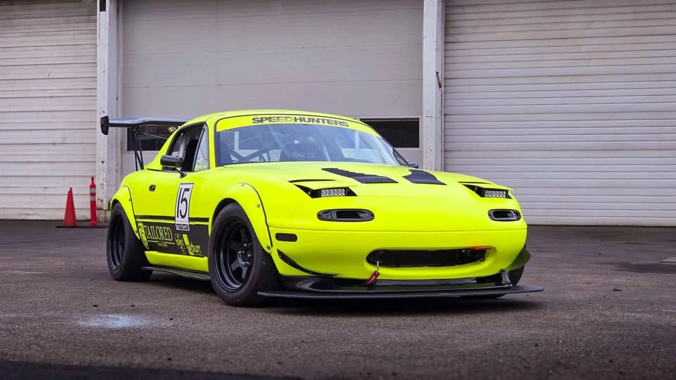 1997 Mazda NA MX-5 Miata - Image 2 of 19