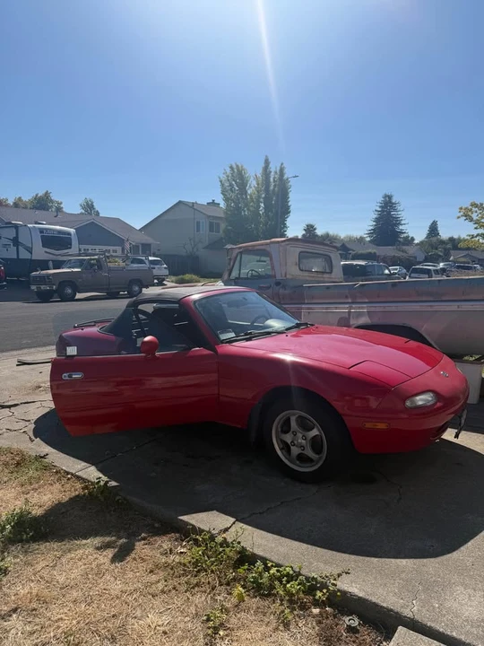 1997 Mazda NA MX-5 Miata - Image 2 of 7