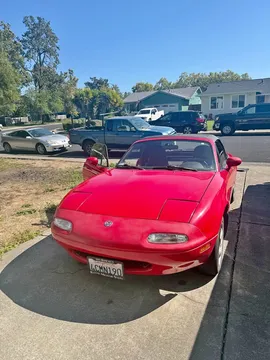 1997 Mazda MX-5 Convertible 2D