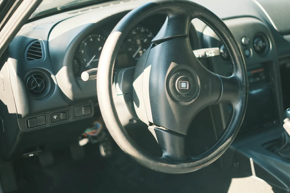 1997 Mazda NA MX-5 Miata - Image 2 of 9