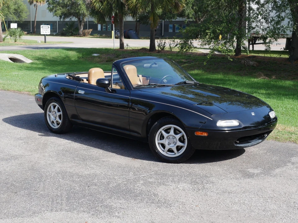 1997 Mazda NA MX-5 Miata - Image 3 of 15