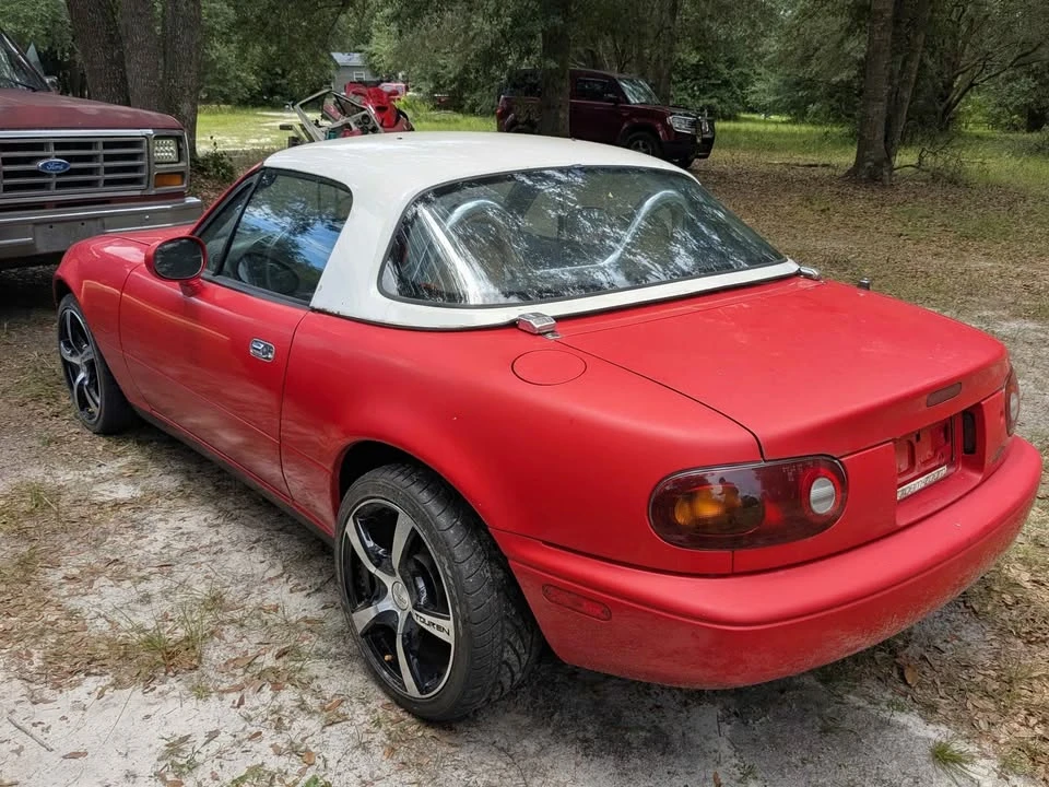 1997 Mazda NA MX-5 Miata - Image 5 of 7