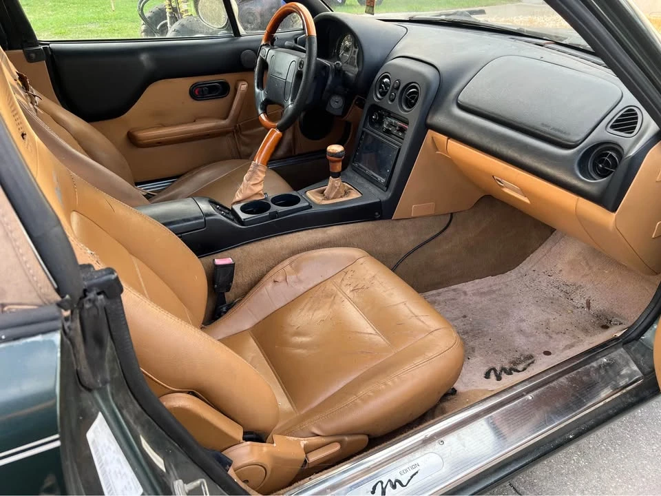 1997 Mazda NA MX-5 Miata - Image 5 of 6