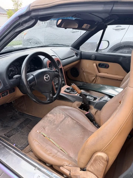 1997 Mazda NA MX-5 Miata - Image 6 of 11