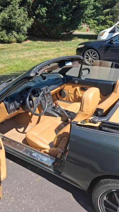 1997 Mazda NA MX-5 Miata - Image 6 of 9