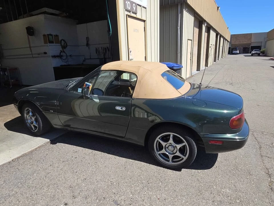 1997 Mazda NA MX-5 Miata - Image 2 of 3