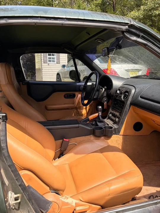 1997 Mazda NA MX-5 Miata - Image 4 of 8
