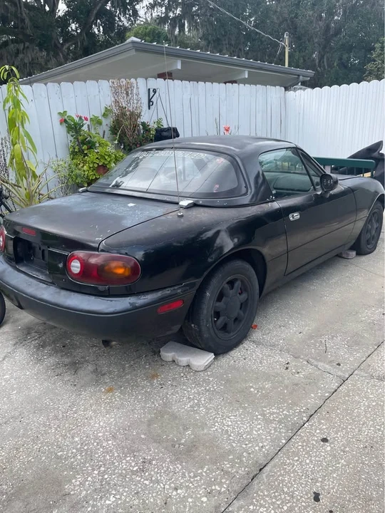 1997 Mazda NA MX-5 Miata - Image 5 of 8