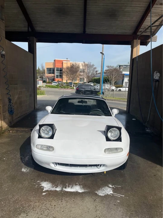 1997 Mazda NA MX-5 Miata - Image 5 of 7
