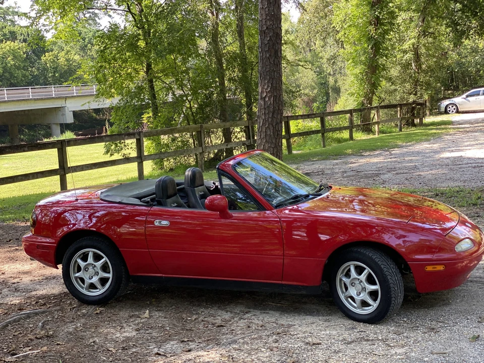 1997 Mazda NA MX-5 Miata - Image 10 of 31