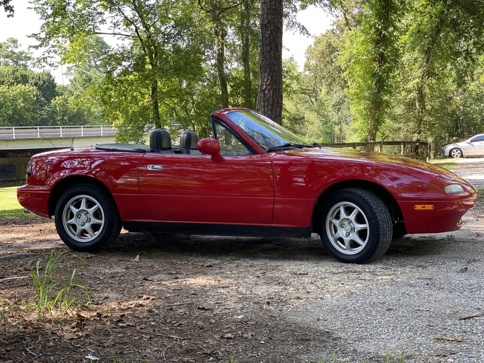 1997 Mazda NA MX-5 Miata - Image 11 of 31