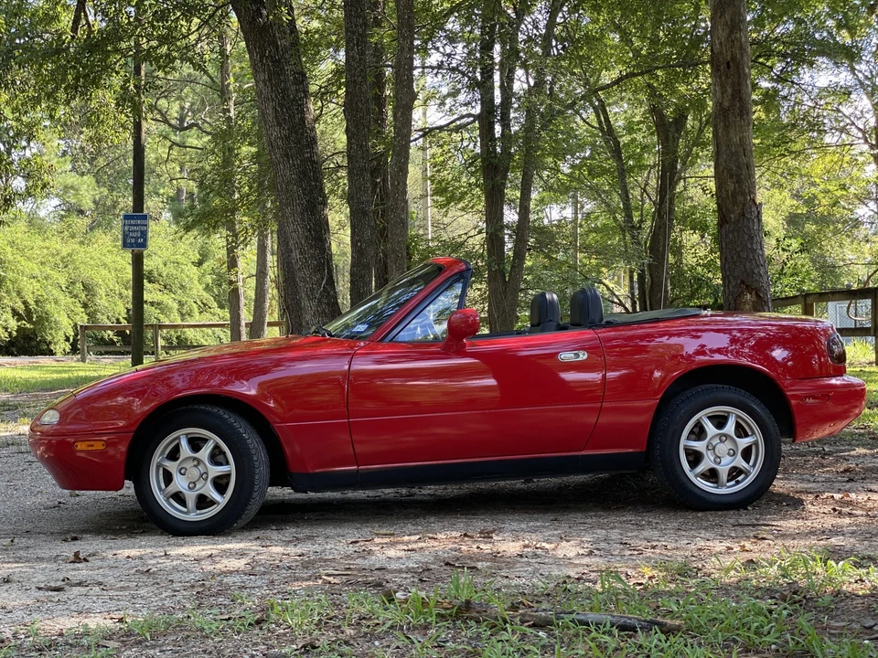 1997 Mazda NA MX-5 Miata - Image 7 of 31
