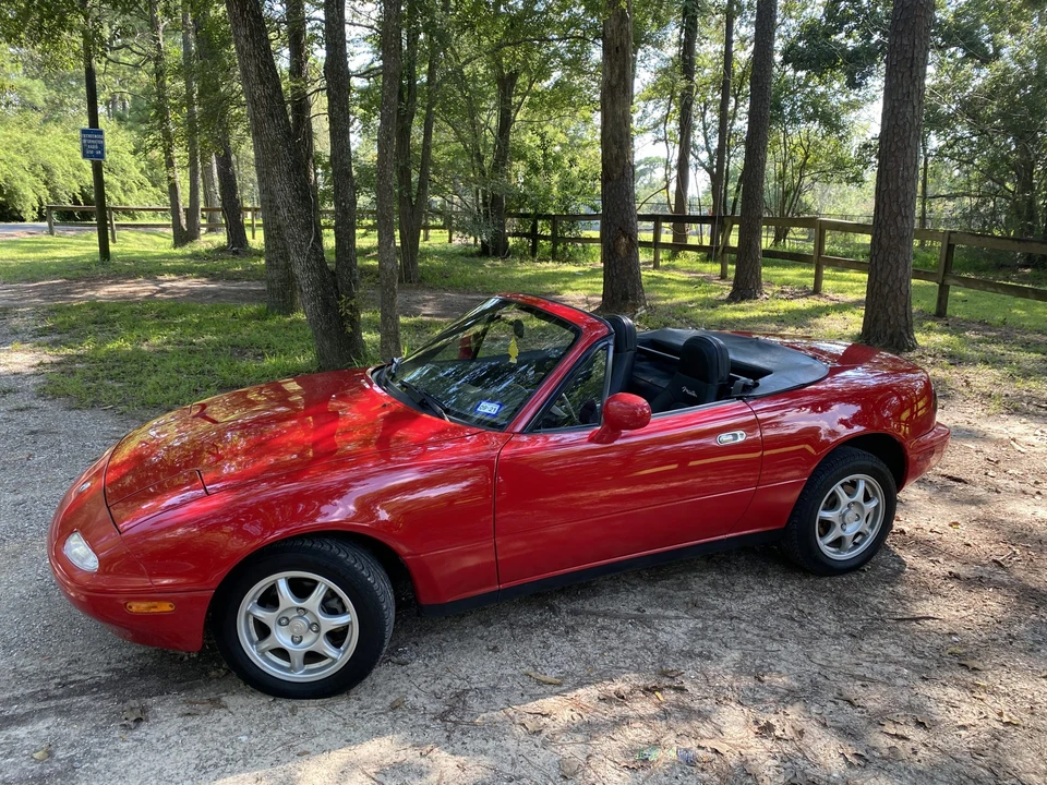 1997 Mazda NA MX-5 Miata - Image 5 of 31