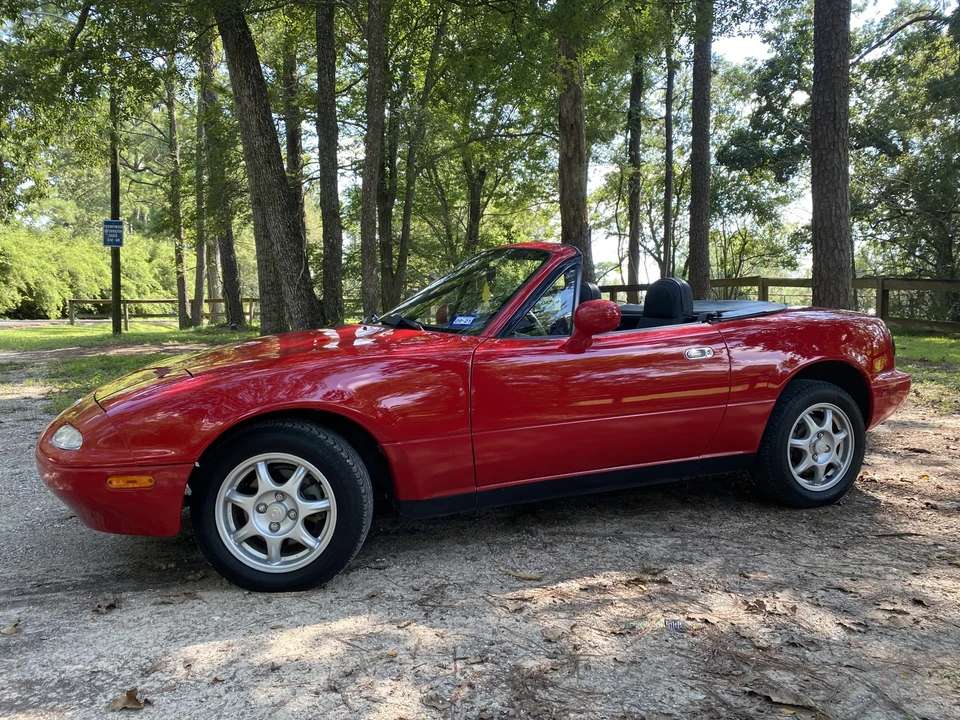 1997 Mazda NA MX-5 Miata - Image 4 of 31