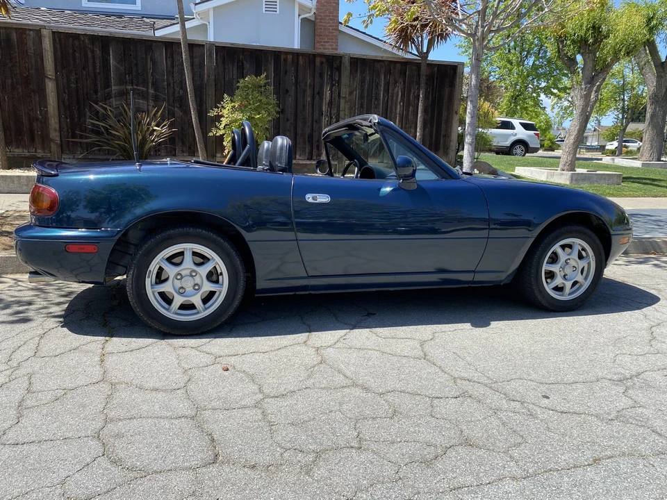 1997 Mazda NA MX-5 Miata - Image 11 of 31