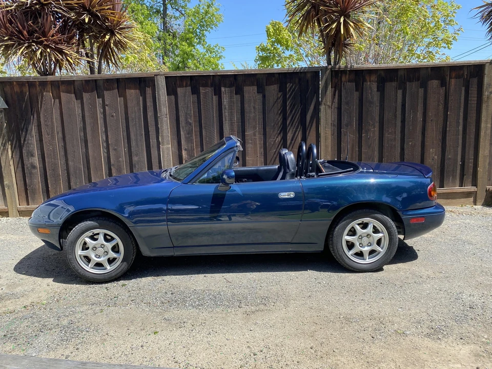 1997 Mazda NA MX-5 Miata - Image 6 of 31