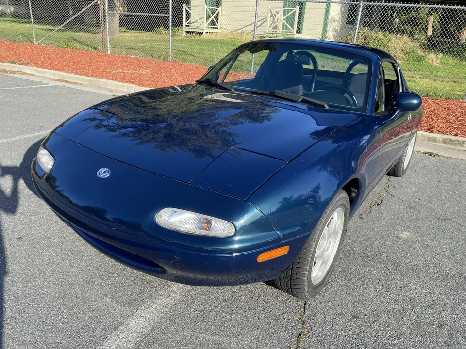 1997 Mazda NA MX-5 Miata - Image 19 of 31