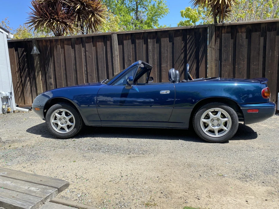 1997 Mazda NA MX-5 Miata - Image 7 of 31