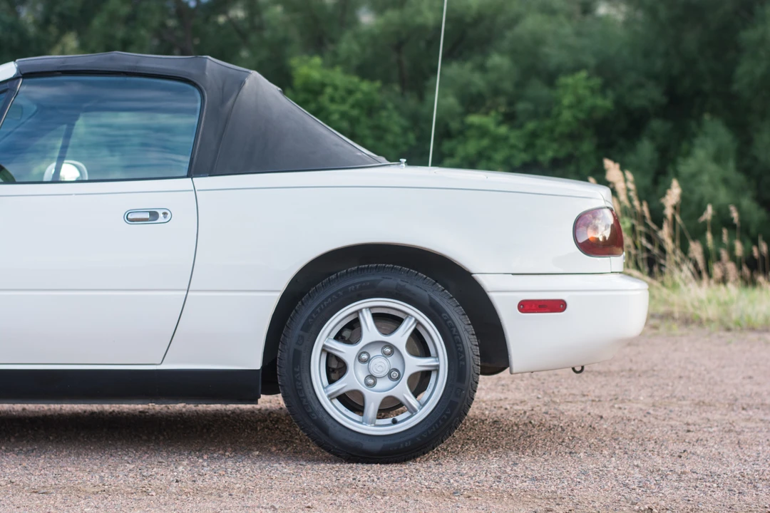 1997 Mazda NA MX-5 Miata - Image 22 of 31