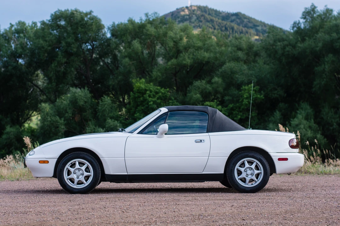 1997 Mazda NA MX-5 Miata - Image 10 of 31