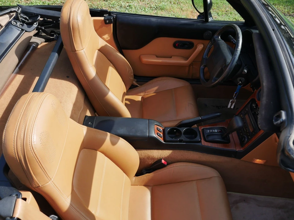 1997 Mazda NA MX-5 Miata - Image 10 of 13