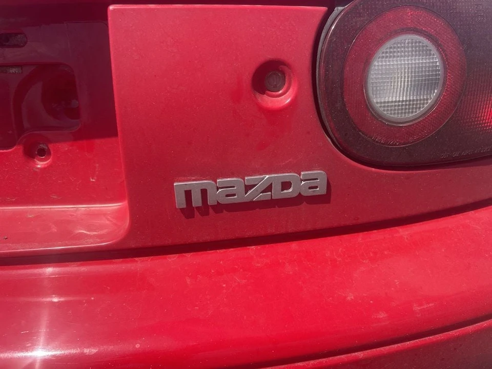 1997 Mazda NA MX-5 Miata - Image 5 of 9