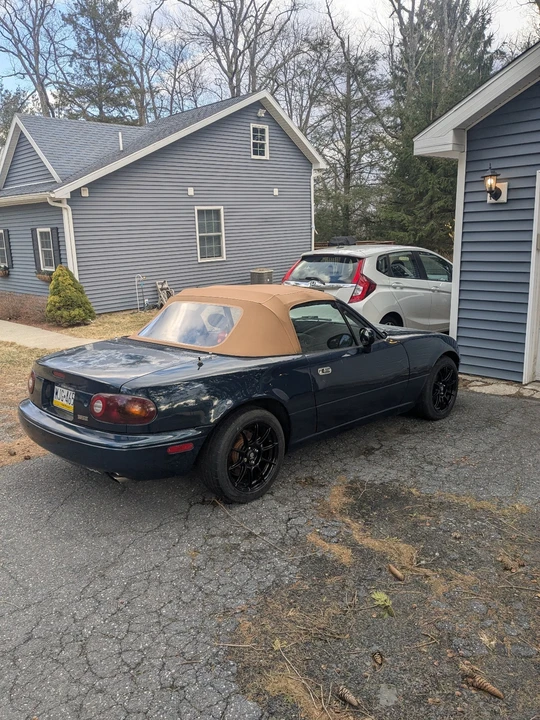 1997 Mazda NA MX-5 Miata - Image 2 of 21