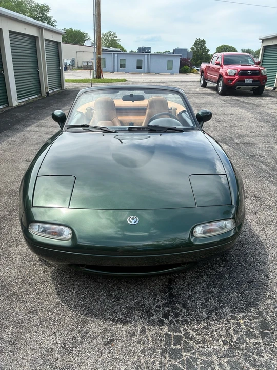 1997 Mazda NA MX-5 Miata - Image 2 of 30