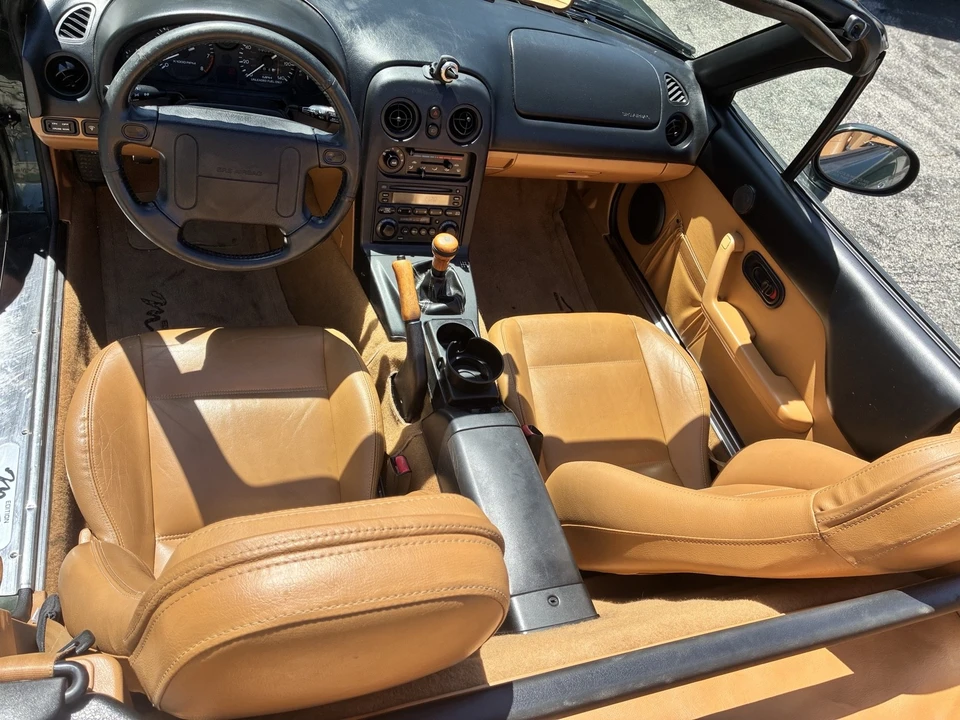 1997 Mazda NA MX-5 Miata - Image 19 of 30