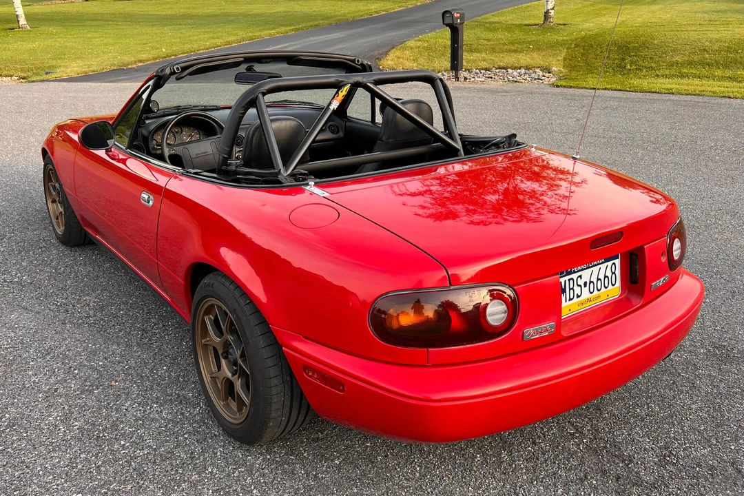 1997 Mazda NA MX-5 Miata - Image 4 of 31
