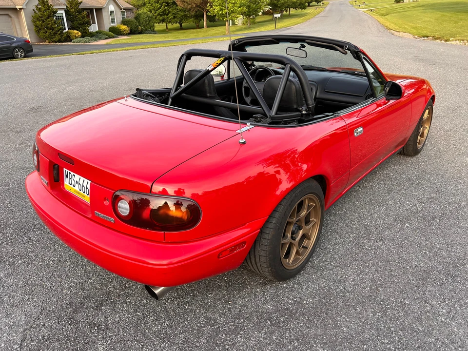 1997 Mazda NA MX-5 Miata - Image 11 of 31