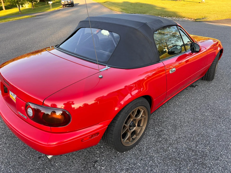 1997 Mazda NA MX-5 Miata - Image 25 of 31