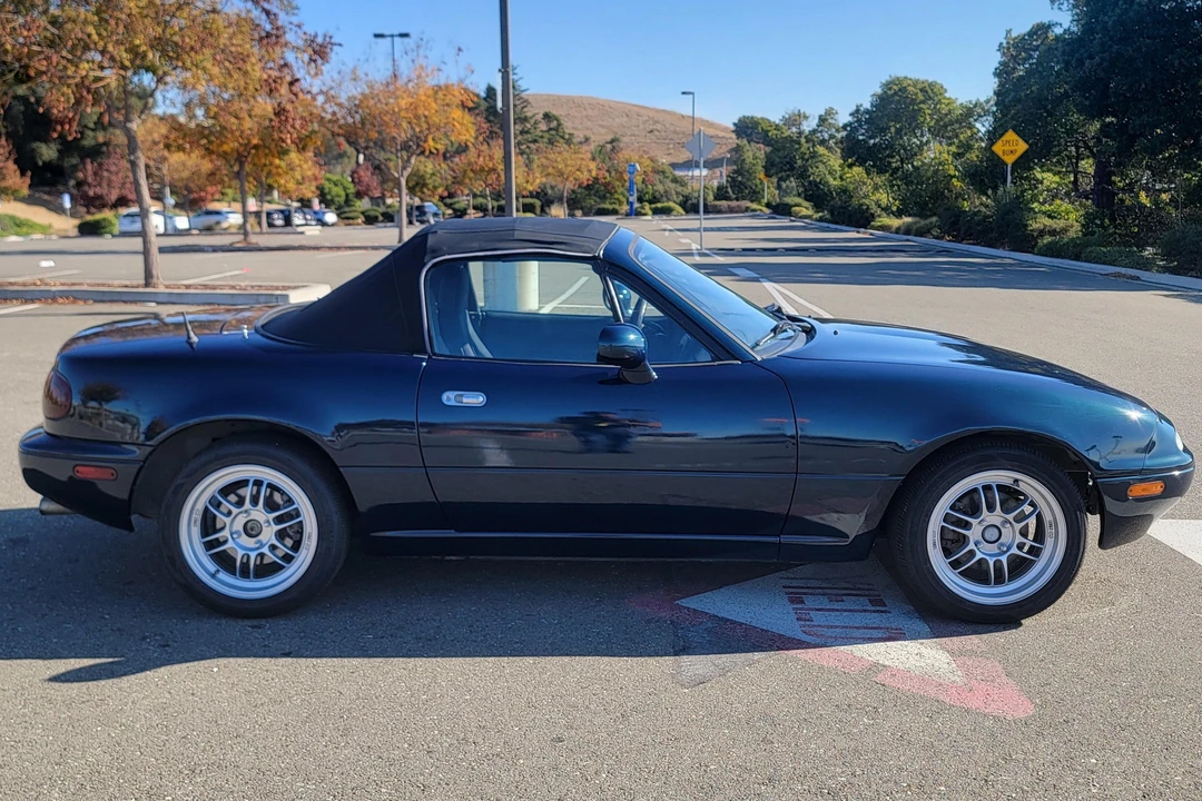 1997 Mazda NA MX-5 Miata - Image 3 of 31