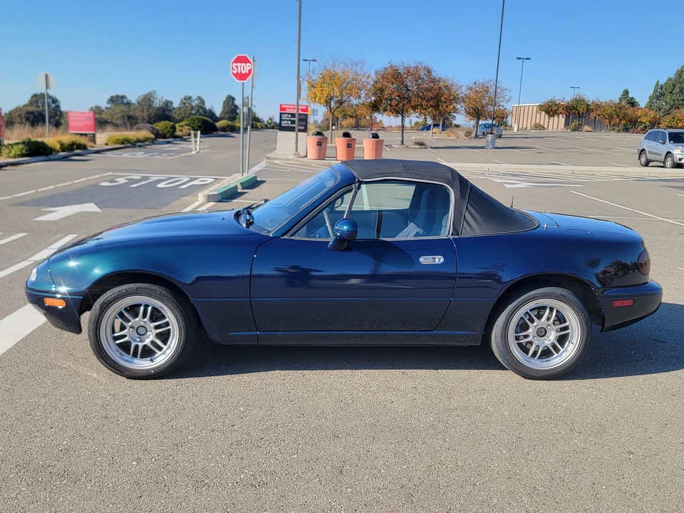 1997 Mazda NA MX-5 Miata - Image 21 of 31