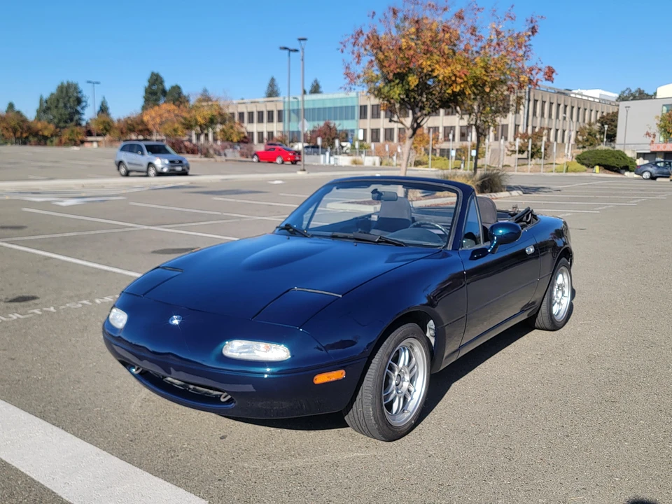 1997 Mazda NA MX-5 Miata - Image 8 of 31