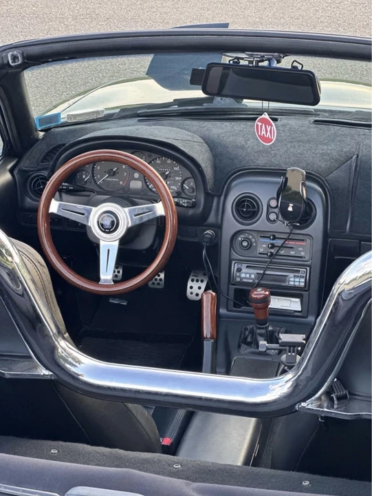 1997 Mazda NA MX-5 Miata - Image 4 of 20