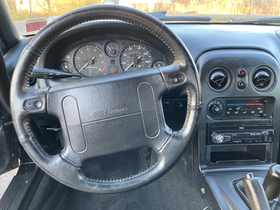 1997 Mazda NA MX-5 Miata - Image 28 of 31