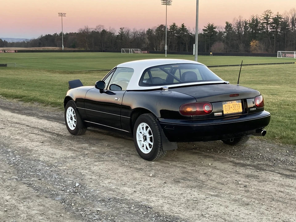 1997 Mazda NA MX-5 Miata - Image 13 of 31