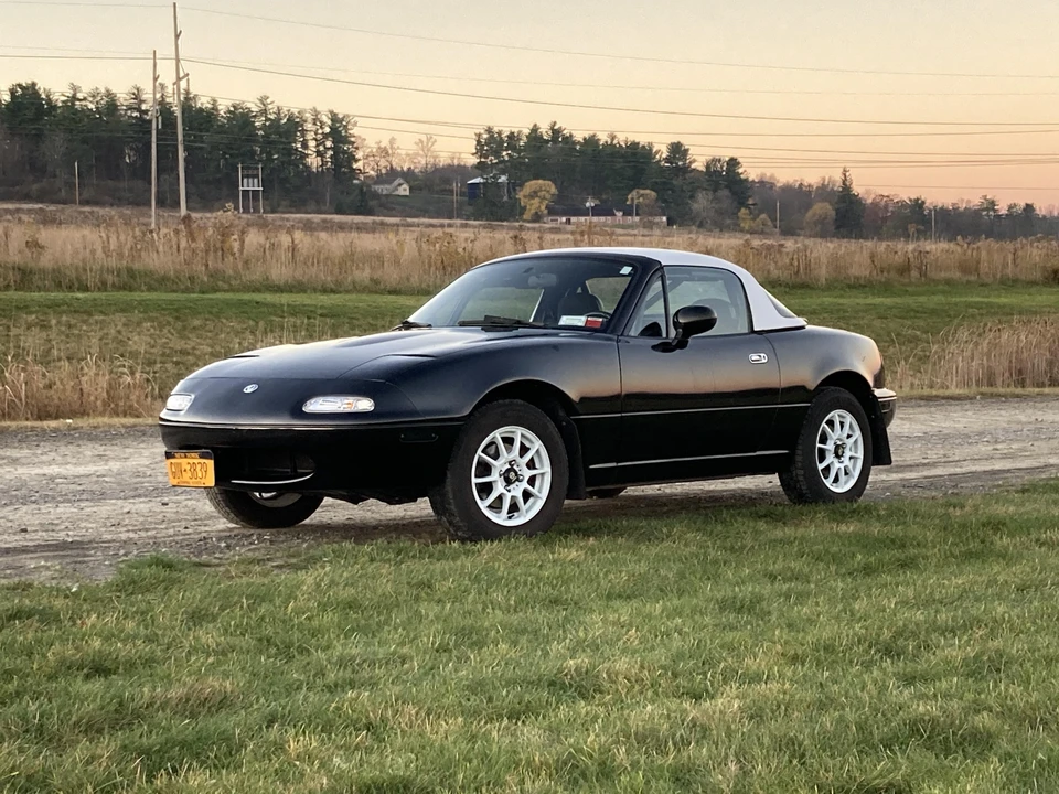 1997 Mazda NA MX-5 Miata - Image 8 of 31