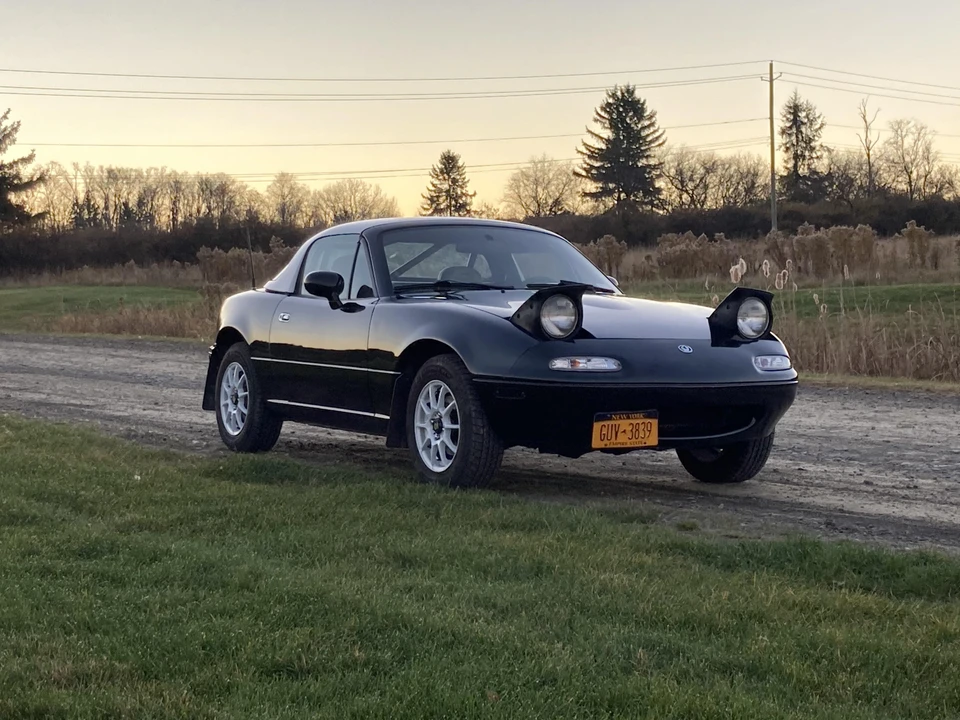 1997 Mazda NA MX-5 Miata - Image 4 of 31