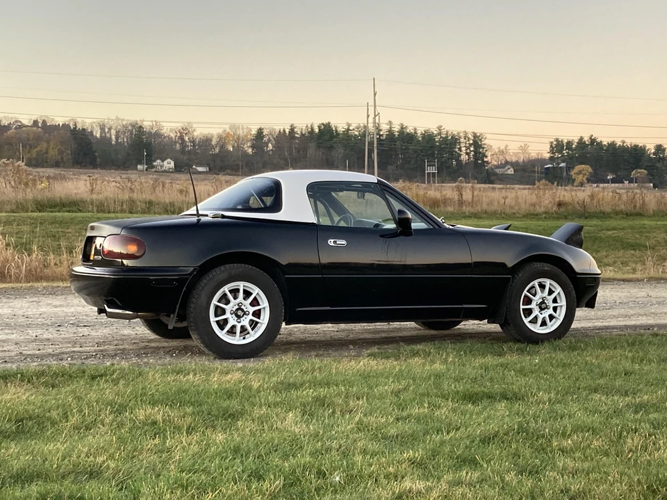 1997 Mazda NA MX-5 Miata - Image 19 of 31