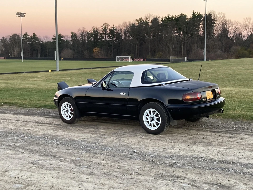 1997 Mazda NA MX-5 Miata - Image 12 of 31