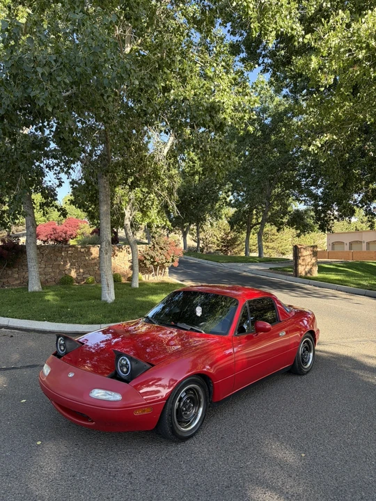 1997 Mazda NA MX-5 Miata - Image 8 of 9