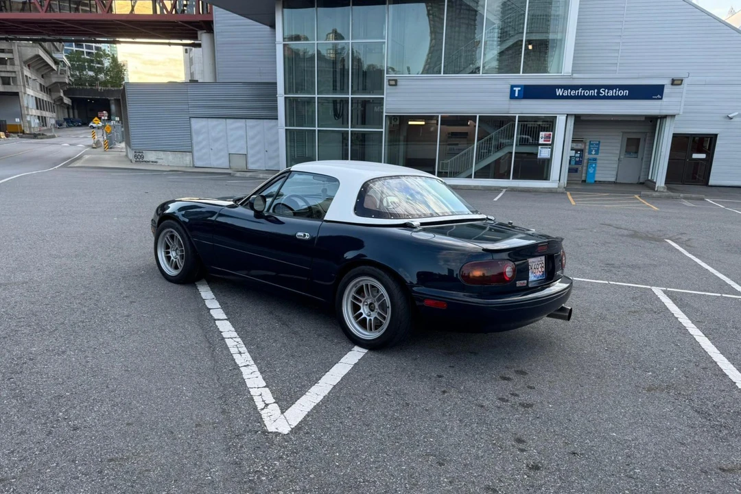 1997 Mazda NA MX-5 Miata - Image 17 of 31