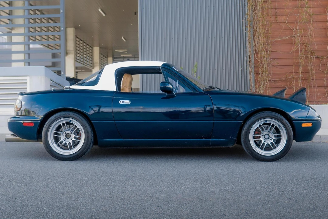 1997 Mazda NA MX-5 Miata - Image 3 of 31