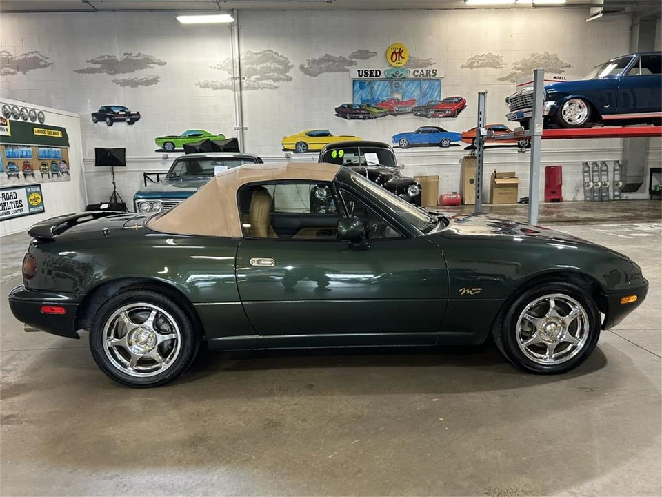 1997 Mazda NA MX-5 Miata - Image 6 of 31