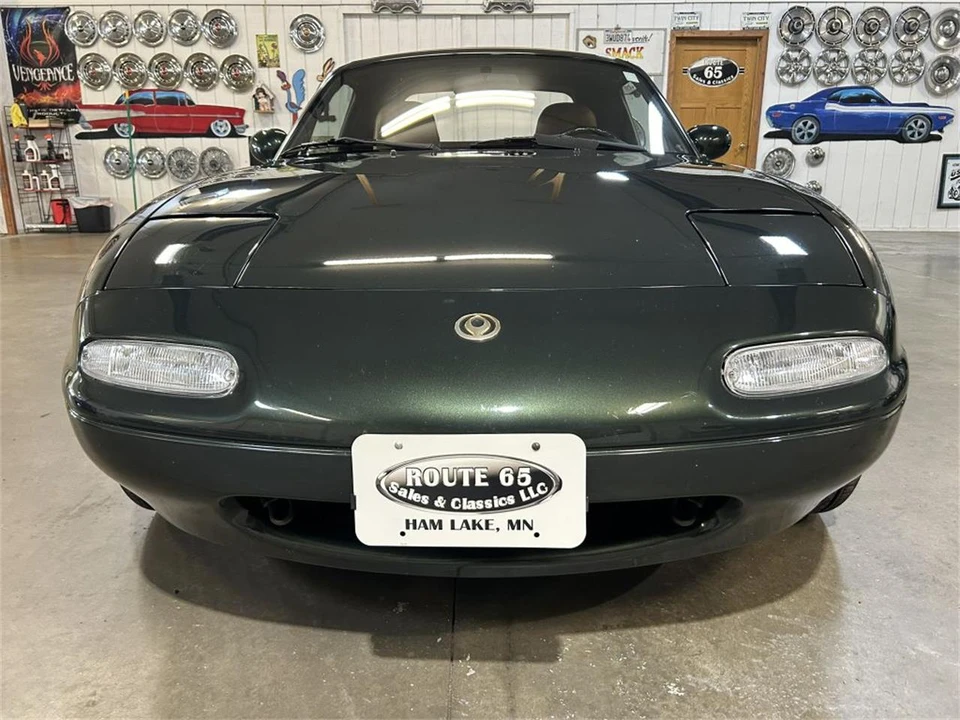 1997 Mazda NA MX-5 Miata - Image 2 of 31