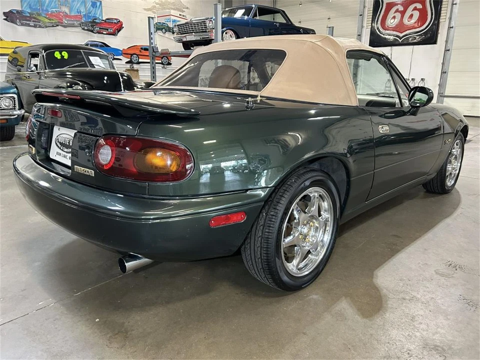 1997 Mazda NA MX-5 Miata - Image 7 of 31
