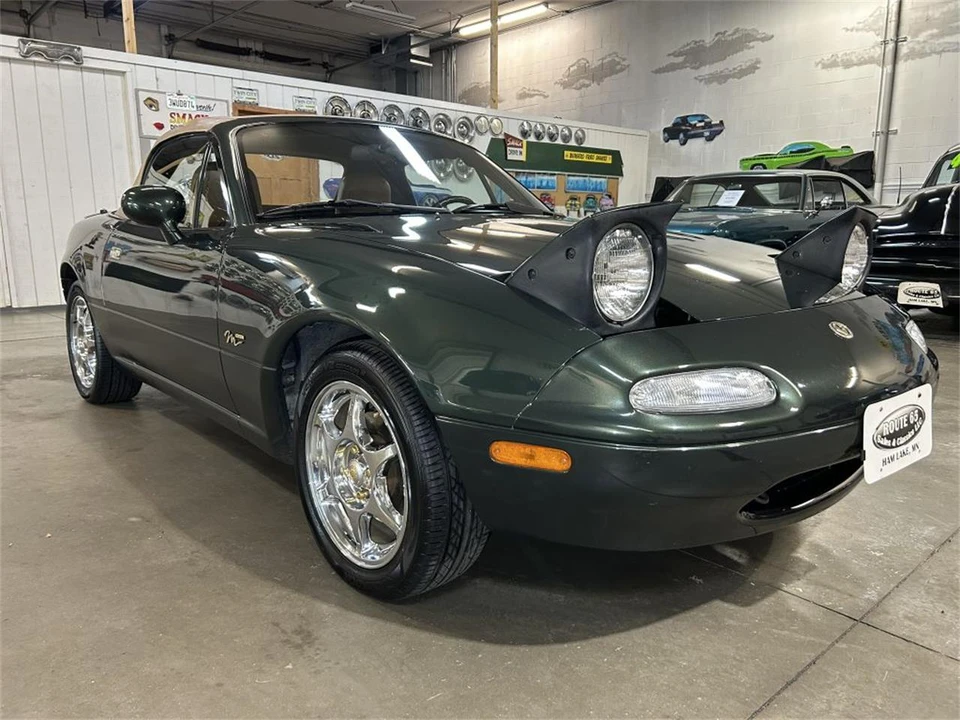 1997 Mazda NA MX-5 Miata - Image 4 of 31