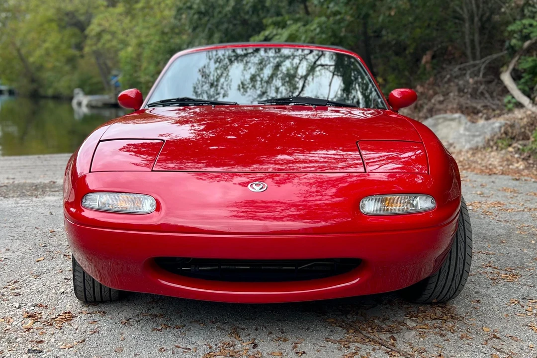 1997 Mazda NA MX-5 Miata - Image 2 of 31